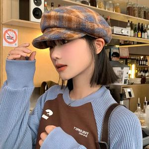 Beralar Japon Retro Ekose Bere Kadınlar Sonbahar ve Kış Yünlü Ressam Şapka Sokak Trendi Mizaç Çok yönlü Sboy Cap Gorras
