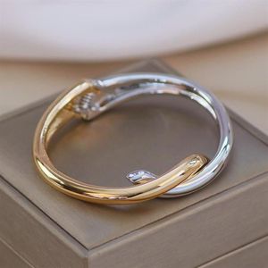 Bracciale aperto geometrico in metallo dal design semplice braccialetto aperto per donna Braccialetti con ciondoli color oro braccialetti accessori per gioielli di moda162J