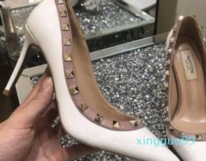 Rivetto a punta tacco alto classico cinturino in pelle stiletto sandali con punta bassa e punta bassa scarpe da sposa da donna