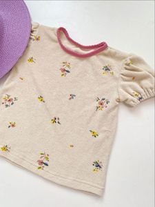 Conjuntos de roupas Bebe Brand 2023 Summer Girls Tees for Kids Flower Print Manga Curta Cotton T Shirts Tops 230630