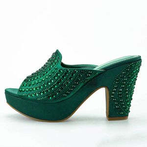 Boots Green Summer High Heel Plus Size 42 Bling Bling Party Shoes for Women Rhinestone Wedding Mules Sandaler för kvinnliga pumpar