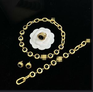 Enamel Beauty Head Sapphire Resin Embellishment Maze thick chain Necklace Bracelet Earring Ring Brass Banshee Luxury Clavicular Neckchai Jewelry XMS1 -03