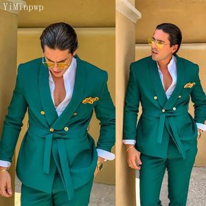 Mäns kostymer Blazers Designer Green för män 2 -stycken Blazer Set Double Breasted Belt Wedding Party Travel Suit Trajes de Hombre Jacketpants 230630