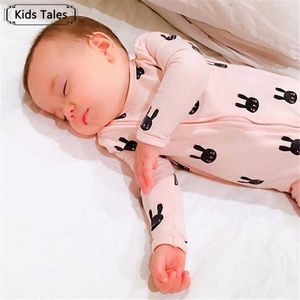 Footies Newborn Baby Boy Clothes Infant Romper Long Sleeve Rabbit Print Cute Baby Girl Rompers Jumpsuit Pajamas Baby Clothing Body suitHKD230701