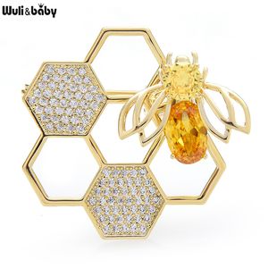 Pins Brooches Wuli baby Spin Bee Brooches For Women Designer Honeycomb Insect Party Office Brooch Pin Gifts 230630