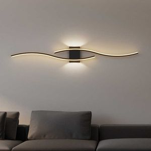 Lampy Minimalistyczna lampa ścienna LED Nowoczesne czarne złote tło Tło dekoracyjne światło do salonu sypialnia domowa światła oświetleniaHKD230701