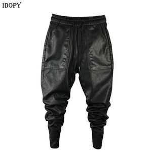 Idopy Men's Winter Warm Faux Leather Harem Pants Elastic midja Drawstring PU JOGGINGS TROUSERS FÖR MANA F1210259I