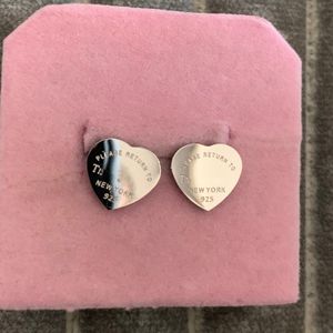 Stud Stud Carino semplice 1 cm ragazze originali con marchio lucido cuore stud Acciaio inossidabile rosa donne amano incidere orecchini amicizia regalo gioielli orecchini lettera