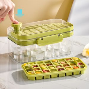 Glassverktyg Ice Cube Tray Press Type Ice Ball Maker Glass Tools Fast Press Silicone Food Grade Ice Mold Bucket For Whisky Iced Coffee 230630