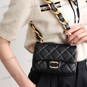 Designer Womens Shoulder Bag Leather Diamond Flap Hardware Metal Buckle Matelasse Chain Thick Chain Handbag Underarm Purse Coin Wallet Card Holder 20x14cm