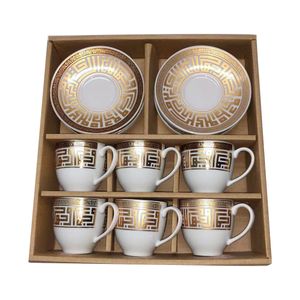 Pequenas xícaras de café e pires de ouro árabe de porcelana 6pcs