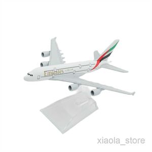 Aircraft Modle Scale 1 400 Metal Aircraft Replica Emirates Airlines A380 B777 Airplane Diecast Model Aviation Plan Collectible Toys for BoyShKD230701