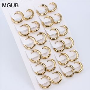 Hoop Huggie 3mm genişlikte yuvarlak tel Küçük zarif halka küpeler 15mm 20mm 25mm 30mm dış çap Erkek ve kız çocukları Solmayan LH667 230701