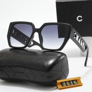 kadınlar için lüks güneş gözlüğü tasarımcı güneş gözlüğü UV koruma moda sunglass mektup Casual gözlük