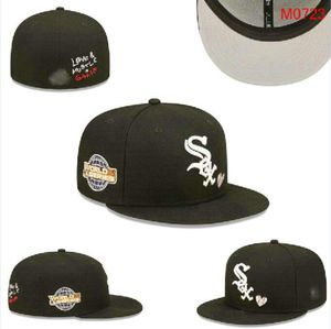 2023 Men's Baseball Fitted Hats Classic Black Color Hip Hop CHICAGO Champions Sport Full Closed Design Caps Chapeau 1995 Stitch Heart " Series" " Love Hustle Flowers a1