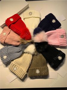 Designer Inverno Berretto lavorato a maglia Cappello di lana Donna Grosso lavorato a maglia Spessa calda Pelliccia sintetica Pom Berretti Cappelli Donna Bonnet Beanie Caps 9 colori