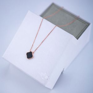 Kleeblatt-Halskette, Herz-Halskette, Halsketten, Designer-Moissanit-Anhänger, 18 Karat vergoldet, kubanische Glieder-Pullover-Kette, Luxus-Schmuck, Perlenkette, Geschenk im Großhandel