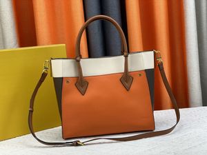 Luxurys tasarımcı çantası bayan On My Side çanta 58485 omuz çantaları En kaliteli deri çiçek mektup crossbody bayanlar moda akşam debriyaj makyaj çantalar