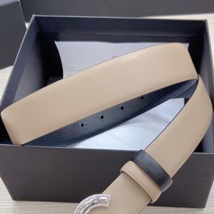 CH Belt 30mm Woman Mens Belt Designer Par Diamond Real Calfskin gjorde tvåsidig guldpläterad europeisk storlek Classic Style Högsta motkvalitet 012