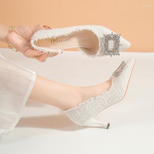 Elbise ayakkabıları 7 cm yüksek topuklu ayak parti zarif kadın parti kristal toka beyaz düğün pompaları moda stiletto 2023 bahar