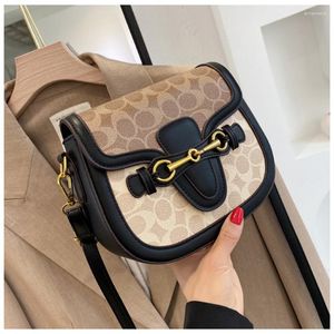 Bolsas de noite 2023 bolsa feminina tendência luxo designer bolsa retrô moda alta qualidade preto marrom vermelho crossbody ombro