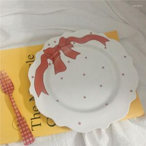 Пластины Корейский стиль Стиль Симпатичная тарелка Сердце Сердце розовое лук точечное торт десерт димсам творческий домашний блюдо