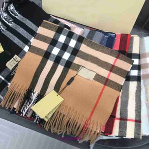 Üst Orijinal Bur Ev Kış Karakterleri Online Mağaza B Aile İşlemeli Yün Ekose Eşarp Kadınlar Warhorse Shawl İngilizce Tassel Kaşmir Unisex Öğrenci