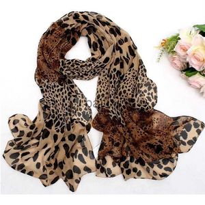 Sciarpe Sciarpa con stampa leopardata Donna 2023 Little Silk Hair Tie Band Fazzoletto da collo Sciarpa in chiffon di lusso multiuso Cesories da donna J230703