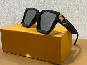 Mode Sonnenbrillen Retro Rechteck Frauen Designer Vintage Kleine Rahmen Sonnenbrille Damen Klassische Schwarze Quadrat Oculos De SolSunglasses box