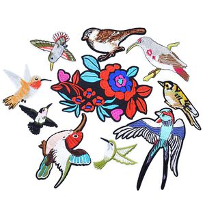 10pcs Flores Birds Series Bordado de bordados para roupas Patch de ferro para roupas Apliques Acessórios de costura adesivos em pano IRO286Z