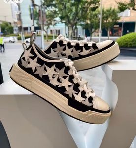 Nice Perfect Stars Court Low Top Sneakers Scarpe Bones Pelle scamosciata Uomo Skateboard Walking Comfort Party Wedding Elegant Comfort Footwear BOX