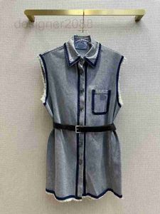 Women's Vests designer Fashionable Embroidery, Age Reducing Temperament, Commuting Polo Collar, Bound Edge, Wash Water, Old Blue Denim, Rugged Sleeveless Vest Girl LMUW