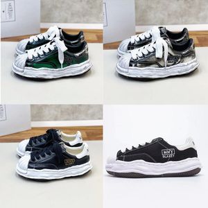 Sıradan ayakkabılar Çılgınlığı Çılgınlık Maison Mihara Yasuhiro Mmy Canvas Lowcut Spor Sneaker Erkek Platformu Kadın Beyaz Siyah Kırmızı Gri Sneakersy3