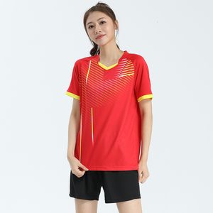 Utomhusskjortor Kvinnor Anpassade Jersey Breattable Quick Dry Team Sports Top och Shorts Badminton Soccer Sportwear Female Training Set 230703