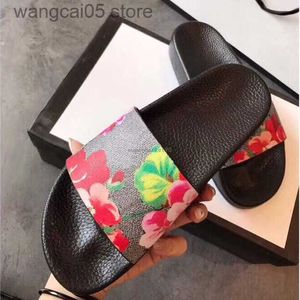 Beste Herren Damen Sommer Sandalen Strand Slide Casual Hausschuhe Damen Komfort Schuhe Print Leder Blumen Biene 36-46 mit Box T230703