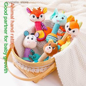 Colorful Baby Rattles Fox Deer Zebra Bear Bunny Animal Shaped Infant Hand Rattle With Teether Crib Baby Toys 0 to 12 Months L230518