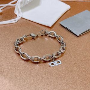 23ss kobiety projektant bransoletki Podwójne logo B metalowe zapięcie bransoletka Wysokiej jakości Mosiądz materiał bransoletka biżuteria ozdoba