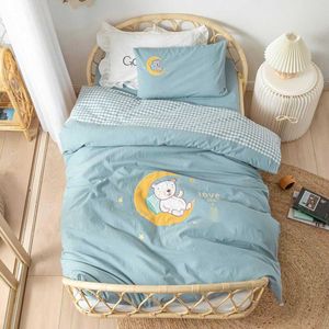 2023 Class a Wash Sticker Ricamo Kindergarten Three Baby and Children Lunch Rest Set di sei pezzi in cartone animato di puro cotone biancheria da letto per bambini