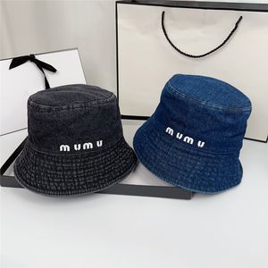 Lüks marka mektubu işlemeli denim kova şapkası kadınlar için