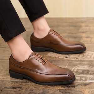 Luxus 2023 Neue Oxford Formale männer Leder Schuhe Lace-up Runde Kappe Business Büro Bequeme männer Schuhe