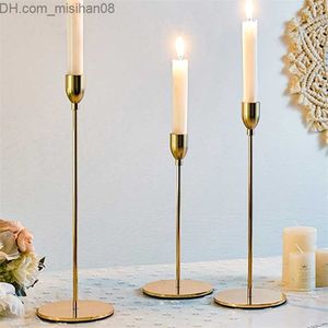 Castiçais 3Pcs Castiçais de metal Vara nórdica Barra de suporte de casamento dourado Festa Sala de estar Mesa Candelabros Decoração para casa Z230704