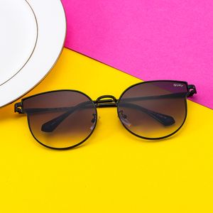 Quay Light Luxury Sunglasses Street Shoot Women's Clear Fashion Light Luxury Grade Feeling Sunglasses Plain Face Mirror