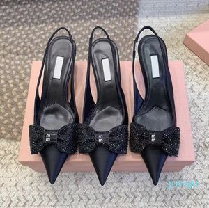 Sapatos de sandálias de gravata borboleta com strass, dedos pontudos, salto de gatinho, 6 cm, letras rasas, preto, sapatos decorativos de strass, sapatos formais de designer de luxo
