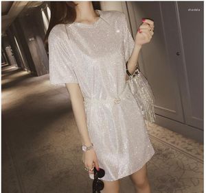 Casual Kleider 2023 Kurzarm Elegante Pailletten Kleid Rosa Sommer Mode Lose Frauen Party Silber Vestidos