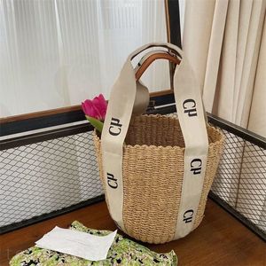 Soft woody straw purses designer woman handbag cute round bucket shape borse weave beach totes striped solid color travel lady cross body daily dress xb015