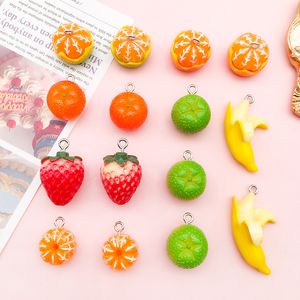 Charms for DIY Jewelry Making Acrílico Fruit Strawberry Bracelet Keychain Supplies Kit Adultos Materiais Acessórios Descobertas Componentes Atacado