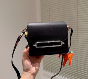 Tasarımcı Kamera Çanta Kadın Çapraz Çantalar Lüks Çanta D Kotu Çantalar Eğik Kadın Erkek Omuz Sacoche Messenger Çanta Satchel Lady Vintage Tassel CM 2022