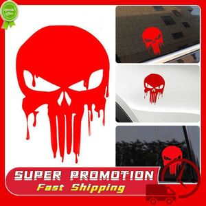 Bildekal för Tesla 15x10,1 cm Bloody Punisher Skull Reflekterande Motorcykeldekal Röd för Halloween påsk Bildekoration