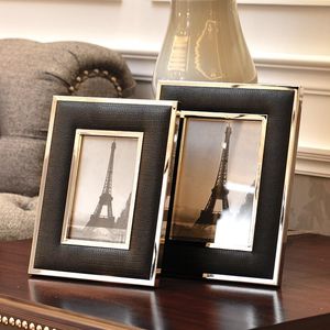 Frames Black and White Leather Photo Frame Modern Living Room Home Decoration Imitation Crocodile Leather Alloy Photo Frame Lovers Gift