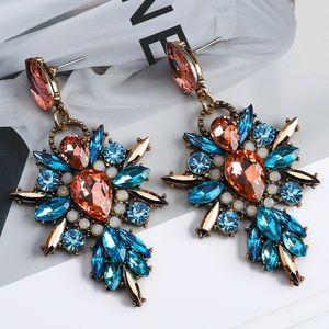 Dangle Chandelier African Exaggerated Sparkly Crystal Drop Earrings For Women Vintage Fashion Friend Luxury Design Jewelry Wholesale 230703